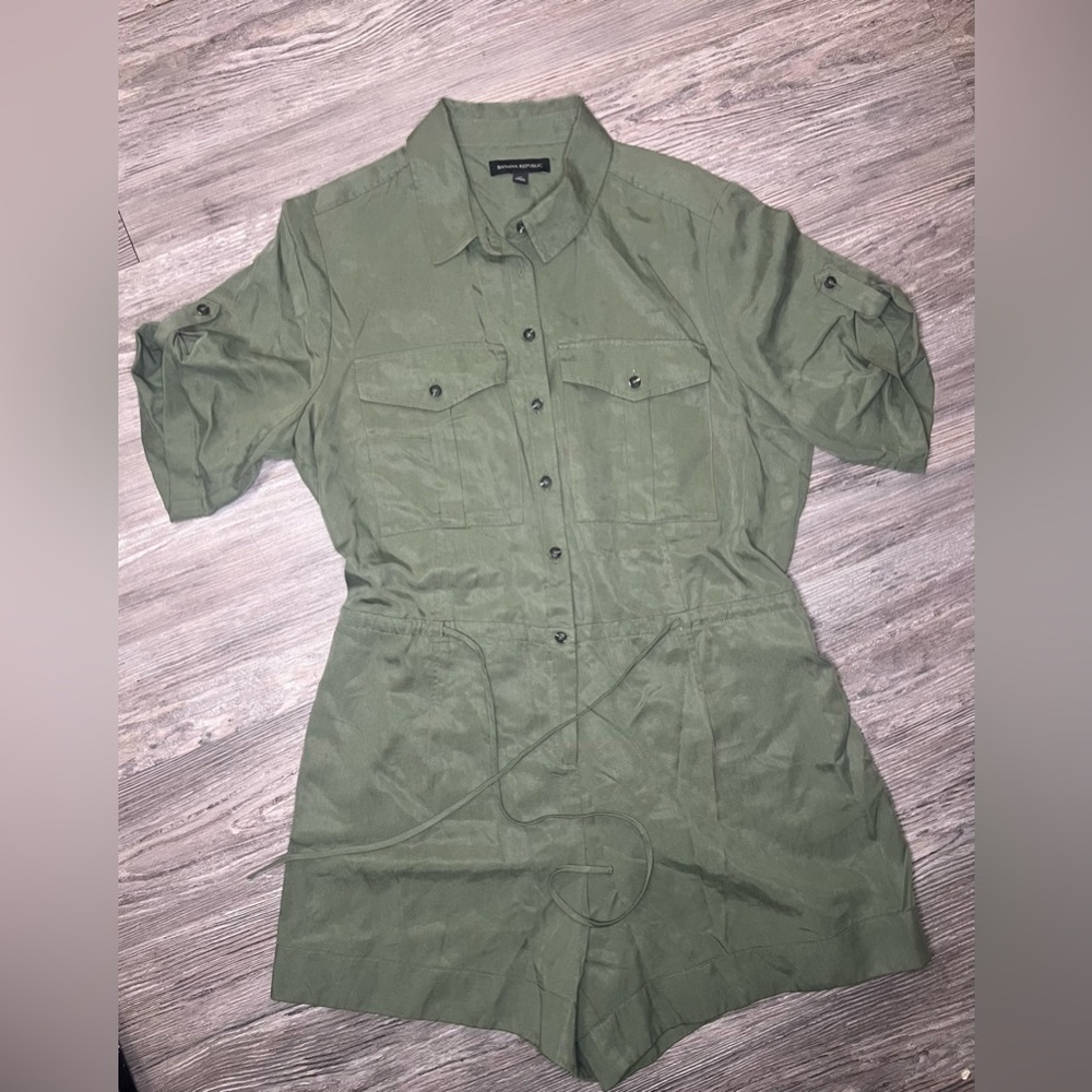 Banana Republic Olive Button-Down Shirt